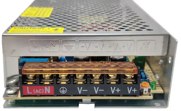 NAPR-12V/15A Gembird Napajanje rupicasto (1022)