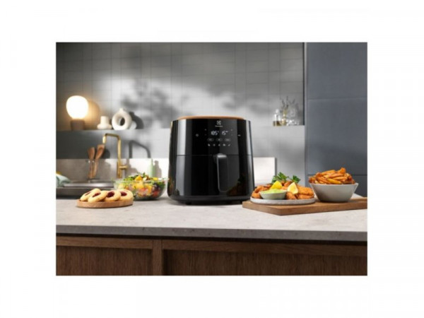 ELECTROLUX Airfryer EAF5B