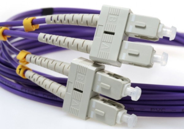 FO SC/UPC - SC/UPC MM 2M OM4 DX Purple