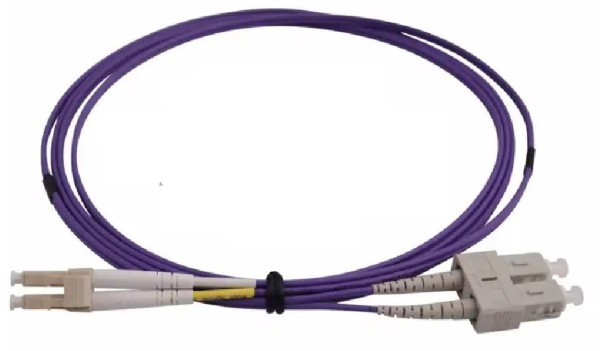 FO LC/UPC - SC/UPC MM 3M OM4 DX Purple