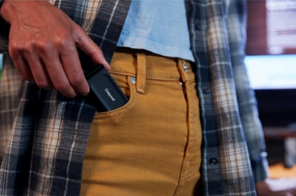 Kingston Portable SSD 2TB, XS1000, USB 3.2 Gen.2x2 (20Gbps), Read up to 1,050MB/s, Write up to 1,000 MB/s, Red ( SXS1000R/2000G )